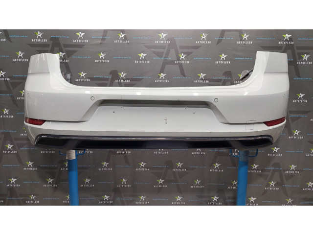 Бампер задній у зборі 5G6807421, 5G6807568R, колір: 0Q0Q Volkswagen Golf 7 хетчбек бу Бампер задній у зборі 5G6807421, 5G6807568R, колір: 0Q0Q Volkswagen Golf 7 хетчбек бу